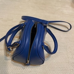 イタリア製　クリスチャンヴィラのショルダーバッグの画像