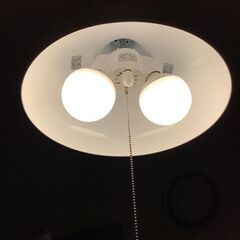 ニトリ ペンダントライト、LED電球5個の画像