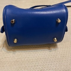 イタリア製　クリスチャンヴィラのショルダーバッグの画像