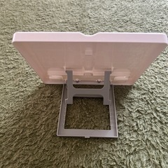 未使用タブレット立ての画像