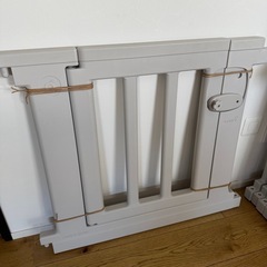 アヌリ モダンベビーサークル（グレー）の画像