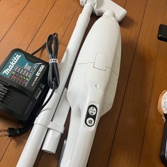 美品マキタ
の画像