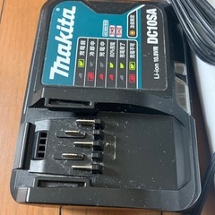 美品マキタ
の画像