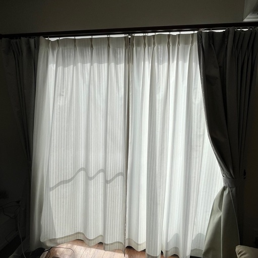 ジャガード生地 完全遮光カーテン ライトグレーとレース 4枚セット