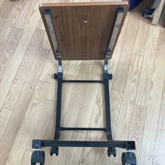 サイドテーブル　キャスター付　ブラウン　木目　ソファサイド　サイドワゴンの画像