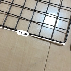 ダイソー　　ワイヤーネット　　ブラウンの画像