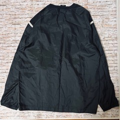 【adidas】ウィンドブレーカー　ナイロンジャケット　長袖　XLサイズの画像