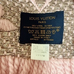 VUITTONエシャルプ ロゴマニア シャインの画像