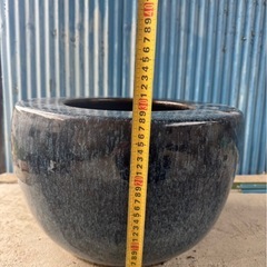 古い火鉢　　の画像