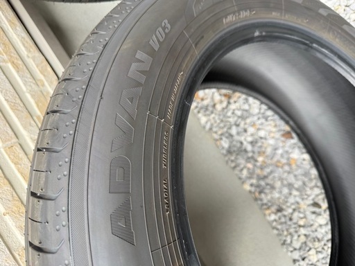 アルファード純正品　225/60R18 