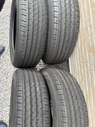 アルファード純正品　225/60R18