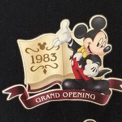 【新品・限定品】ディズニー　記念スウェットパーカー　黒の画像
