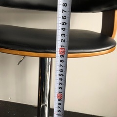 カウターチェアーの画像