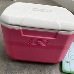 Coleman クーラーボックス　logos保冷剤2つ　の画像