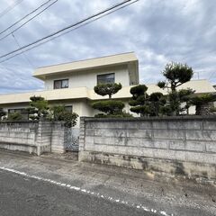 ルーフバルコニーが広い家