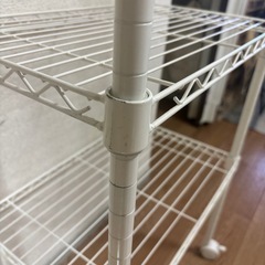 ⭐︎お取引、商談中⭐︎白いスチールラックの画像