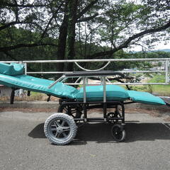 簡易寝台型　車椅子の画像