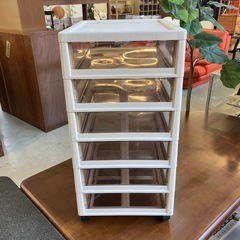 K2511-289 色付きクリアチェスト 6段 キャスター付き 書類ケース レターケース B4 深型 ホワイト キズ汚れ有り の画像