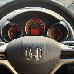 低走行車6万9000km‼️名変まで込み❗️ ホンダフィットの画像