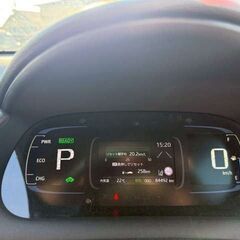 誰でも車が買える次世代低与信ローン専門店／ 安心の１年保証付き 距離無制限！中古車販売 カーメル福島本店 　令和４年 　トヨタ　アクア　1.5 B E-Four 4WD　　84000㌔の画像