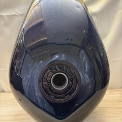 ゼファー750 タンク　燃料タンクの画像