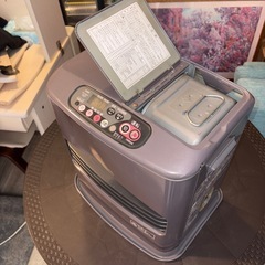 石油ファンヒーターの画像