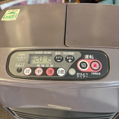石油ファンヒーターの画像