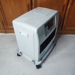 【交渉中】①コロナ 石油ファンヒーター ②キャスター4個 ③ポリタンク18Lの画像