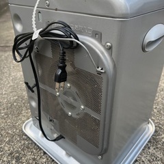 ダイニチ工業製石油ファンヒーターFW-25Sの画像