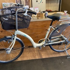 【後輪タイヤ・チューブ新品！】子供乗せチャイルドシート取り付け可能自転車　 LEDオートライト　内装3段　26インチ自転車　クリームの画像