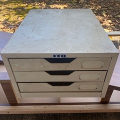 スチール引き出しの画像