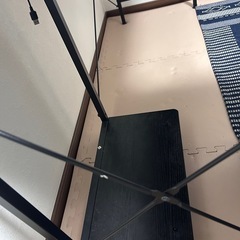 ゲーミングデスクの画像