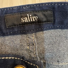 salire デニムの画像