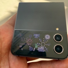 「美品 Galaxy Z Flip4｜256GB｜黑點・動作良好・サブ機に最適」の画像