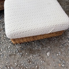 オットマン付きソファ3人掛けの画像