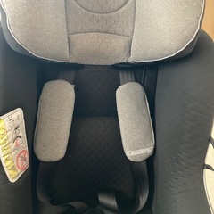 アップリカ　クルリアisofixチャイルシートの画像