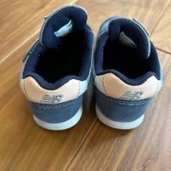 ニューバランス　15センチの画像
