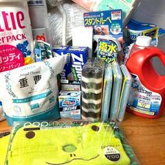 【B423】日用品/キッチンペーパー/トイレットペーパー/スポンジ/キッチンツール/モップ/ジップロック/色々/ハイター/重曹の画像