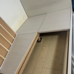 ダブルベッドフレーム➕マットレスセットの画像