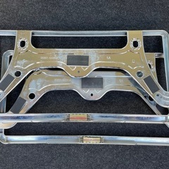 スズキ 純正 ナンバーフレーム 中古 前後セットの画像