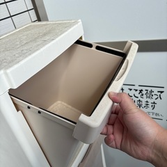 3段ゴミ箱の画像
