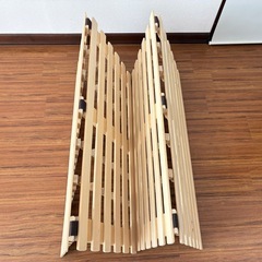 ニトリ　シングル 4つ折りすのこベッドの画像