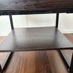 サイドテーブルの画像