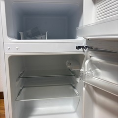 冷蔵庫 90Lの画像