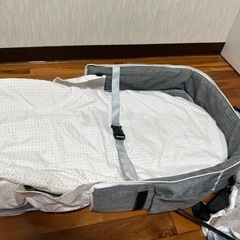 ベビー用品👶持ち運びベビーベッドの画像