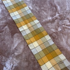 トラサルディTRUSSARDIマフラー ショール ストール スカーフイエロー　黄色系 ベージュ縦　約132センチ横　約29.5センチレディースlady's LADYS女性用婦人ウィメンズwomen’sメンズmen’s男性用紳士ユニセックス男女兼用の画像