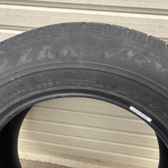 215/65R16 ブリヂストンVRX 2021年製造  の画像