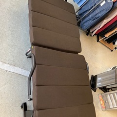 A2511-290 折りたたみベッド ブラウン 毛玉色あせ有りの画像