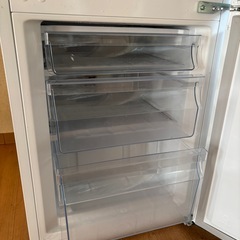冷蔵庫の画像
