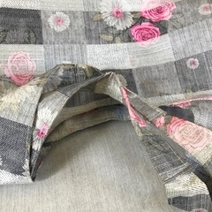 ナイロン製花柄トートバッグの画像